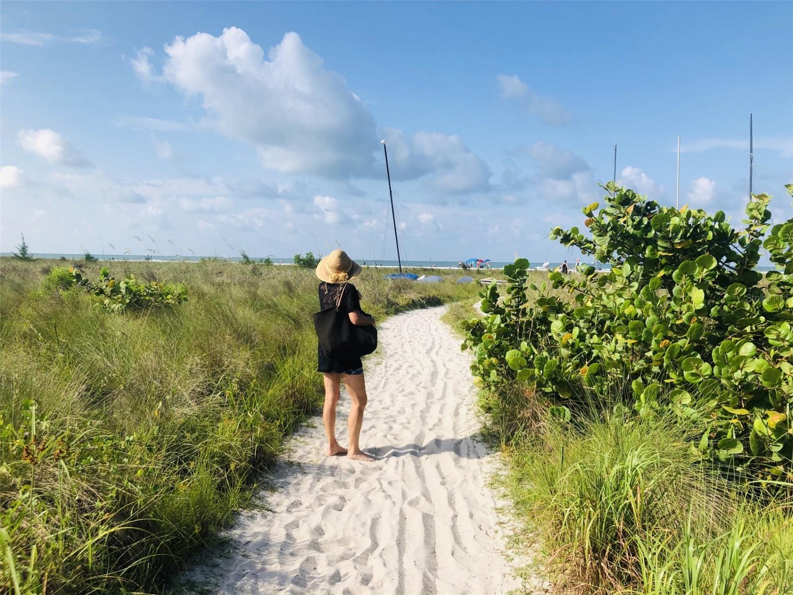 Image 61 of 69 For 450 Beach Road 3