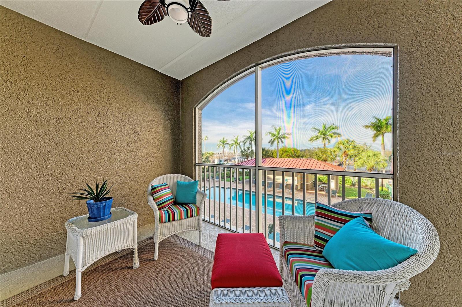 Image 11 of 62 For 808 3rd Avenue W 209