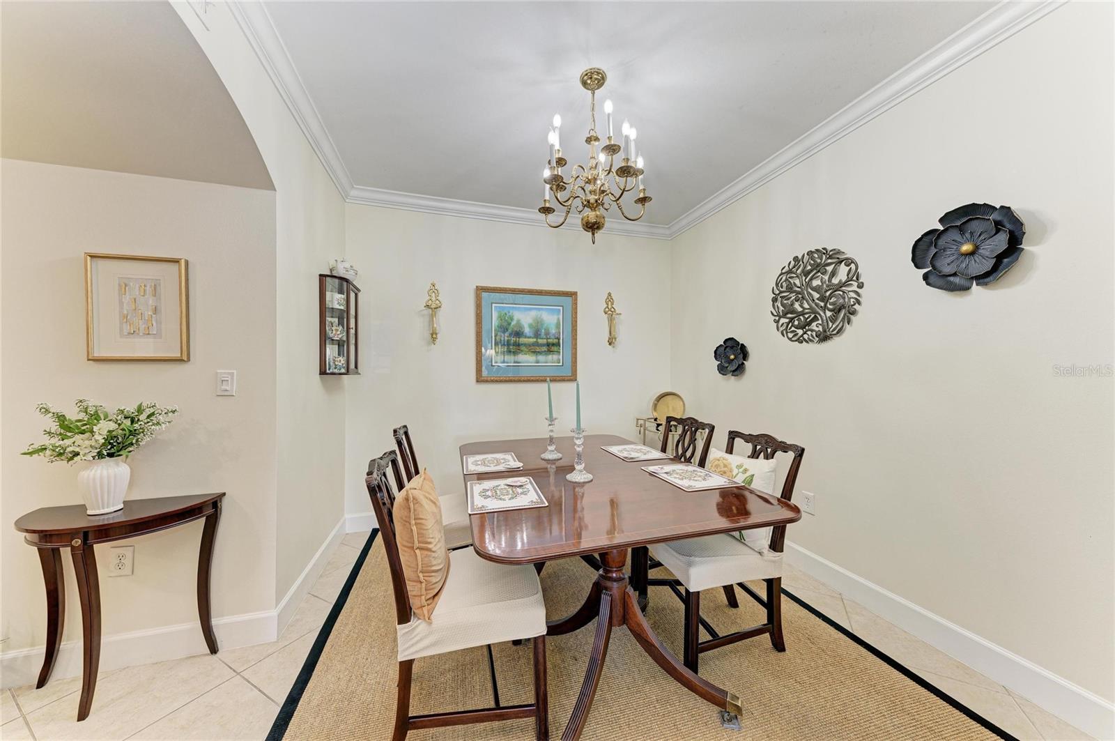 Image 14 of 62 For 808 3rd Avenue W 209