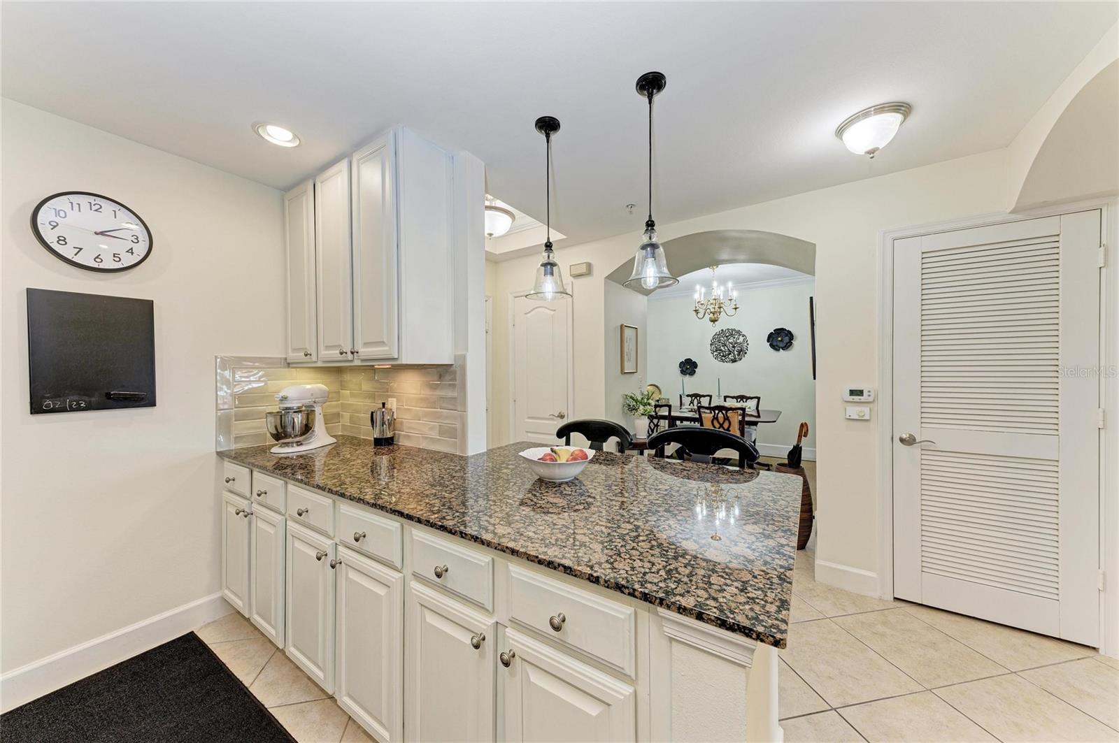 Image 16 of 62 For 808 3rd Avenue W 209