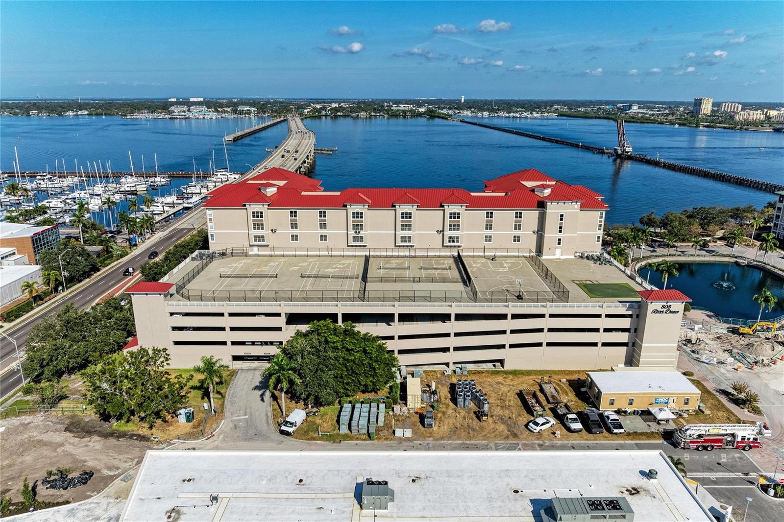 Image 49 of 62 For 808 3rd Avenue W 209