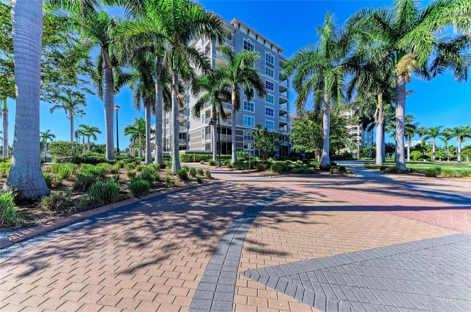 Image 56 of 62 For 808 3rd Avenue W 209