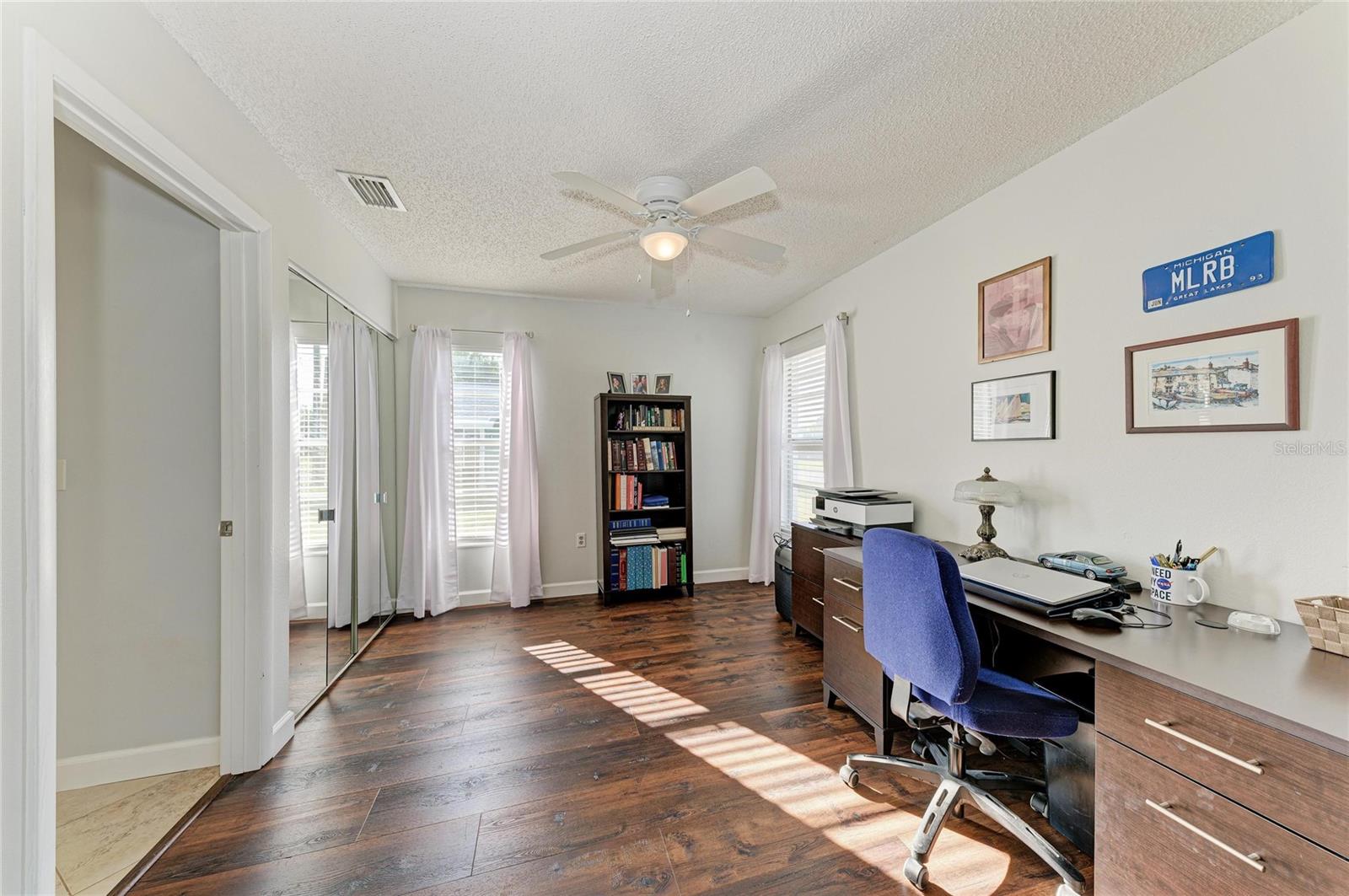 Image 22 of 45 For 4006 36th Avenue Drive W