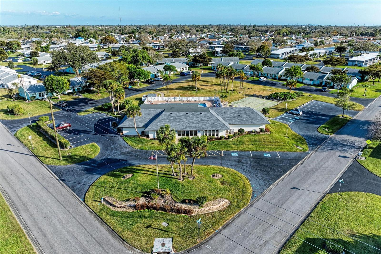 Image 33 of 45 For 4006 36th Avenue Drive W