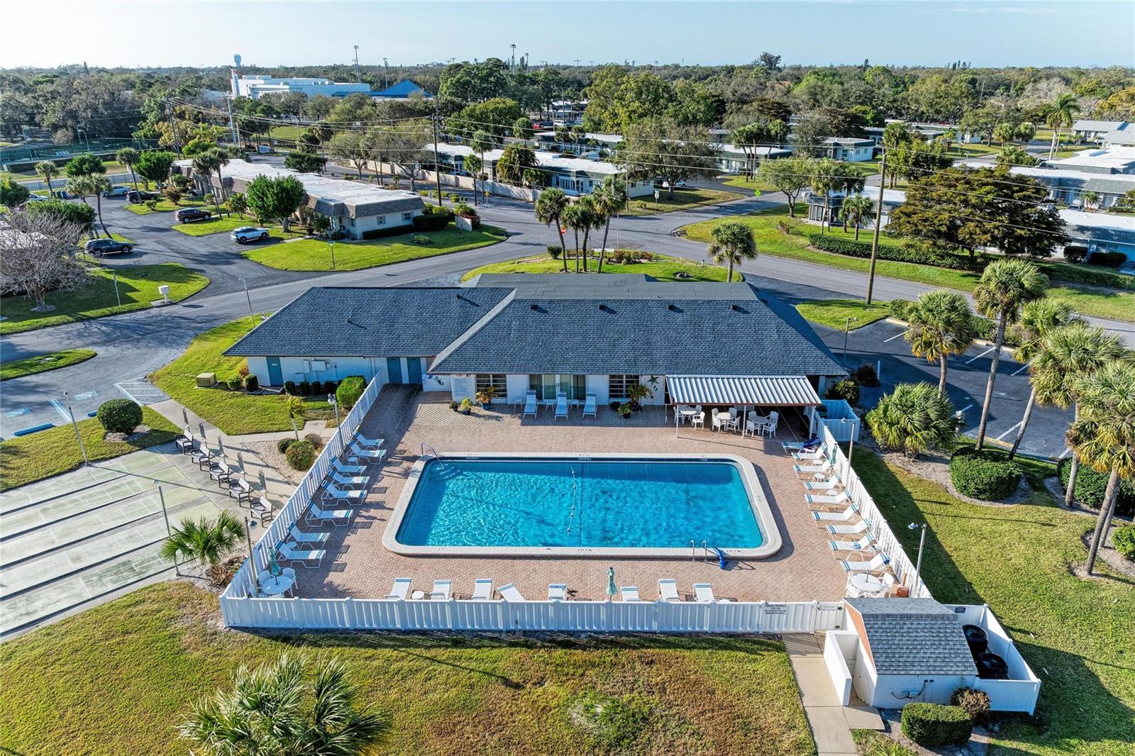 Image 34 of 45 For 4006 36th Avenue Drive W