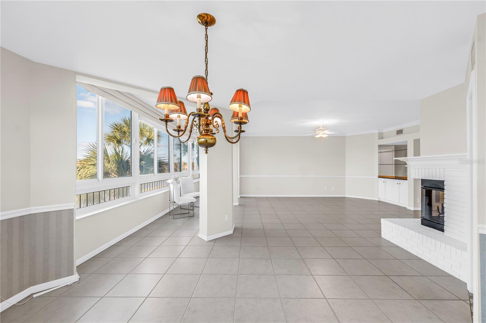 Image 14 of 48 For 4634 Mirada Way 27