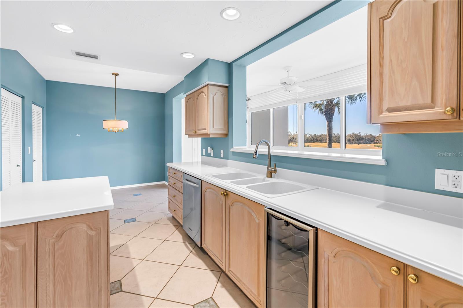 Image 16 of 48 For 4634 Mirada Way 27