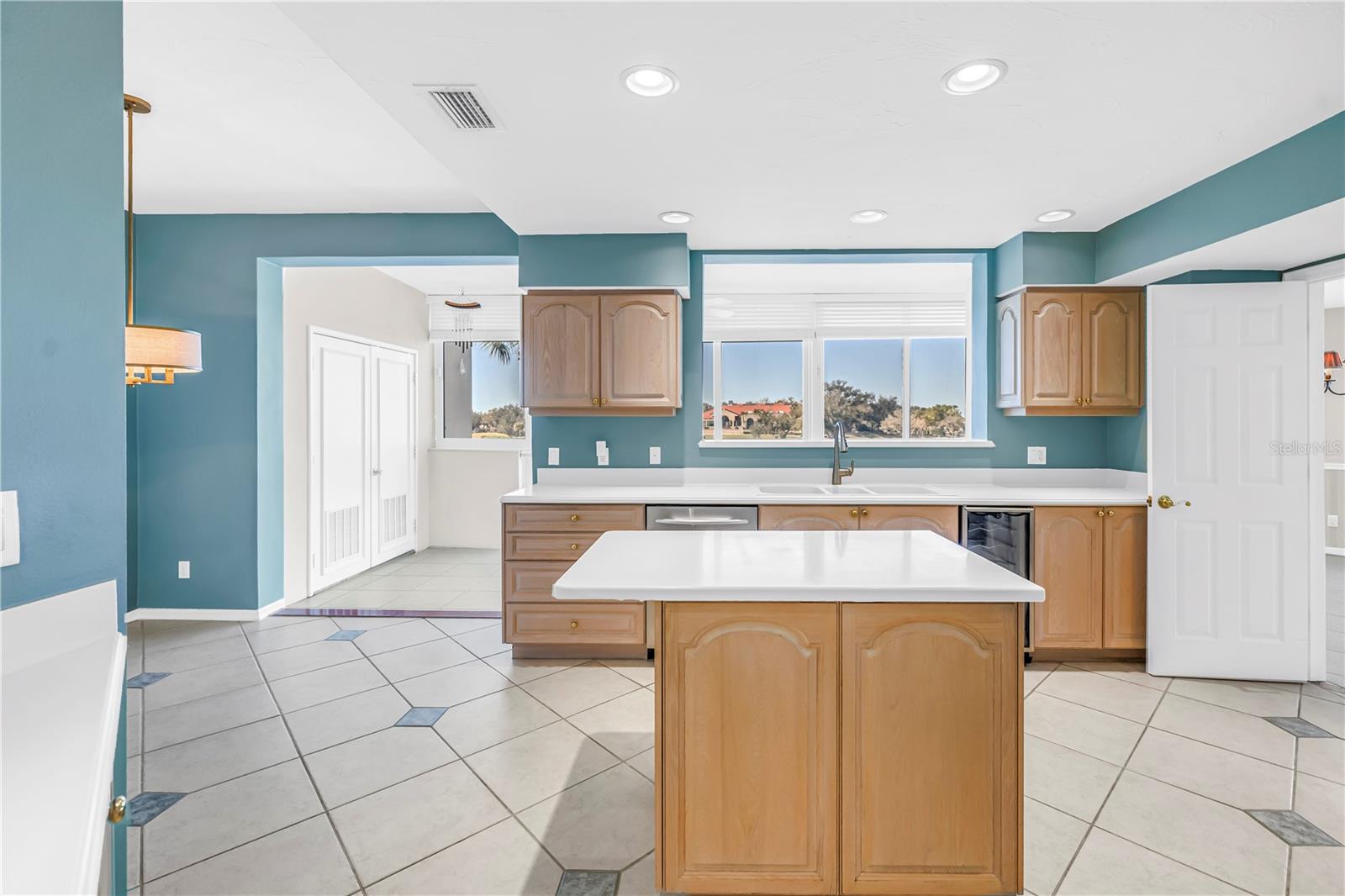 Image 20 of 48 For 4634 Mirada Way 27