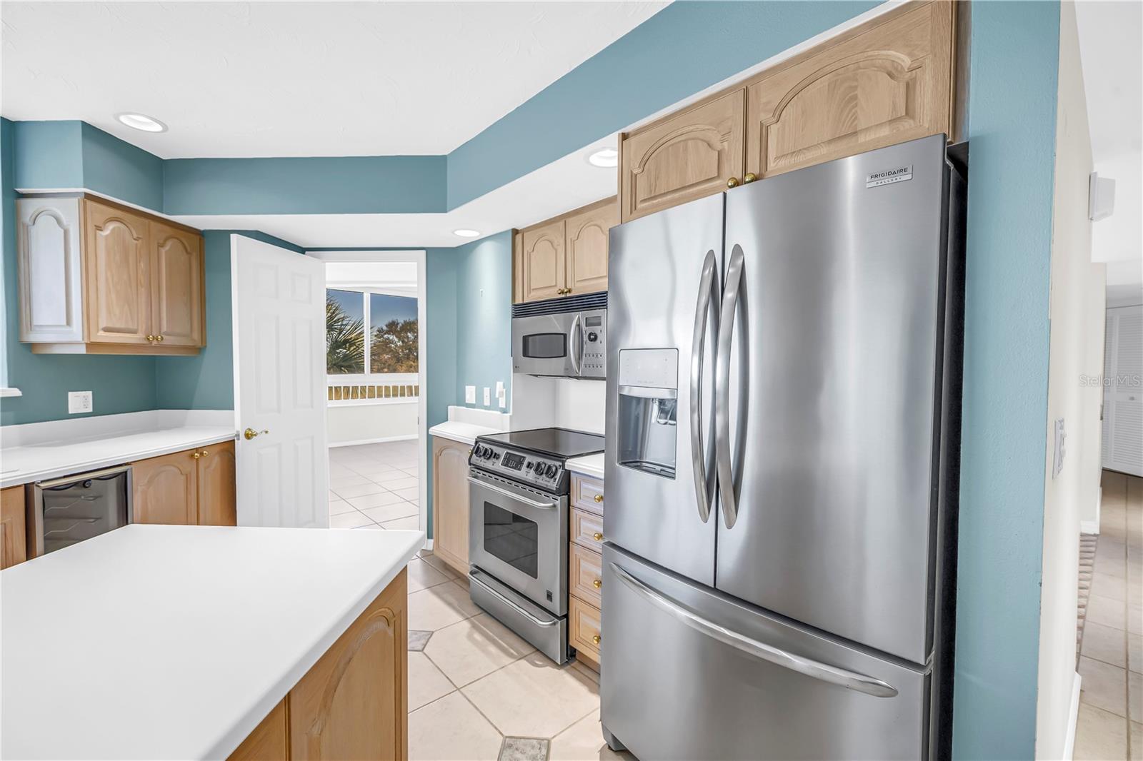 Image 21 of 48 For 4634 Mirada Way 27