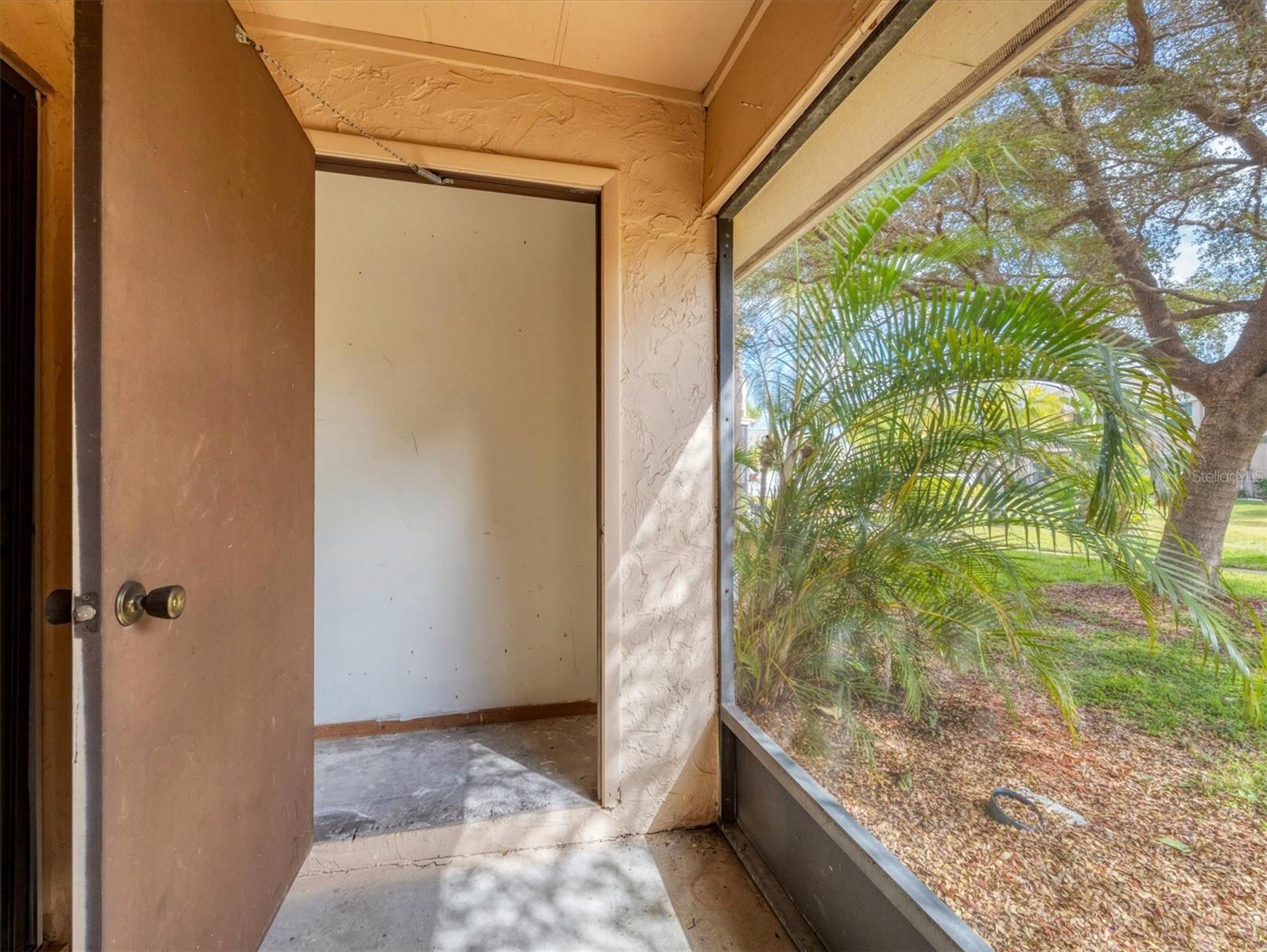 Image 24 of 36 For 6228 7th Avenue W