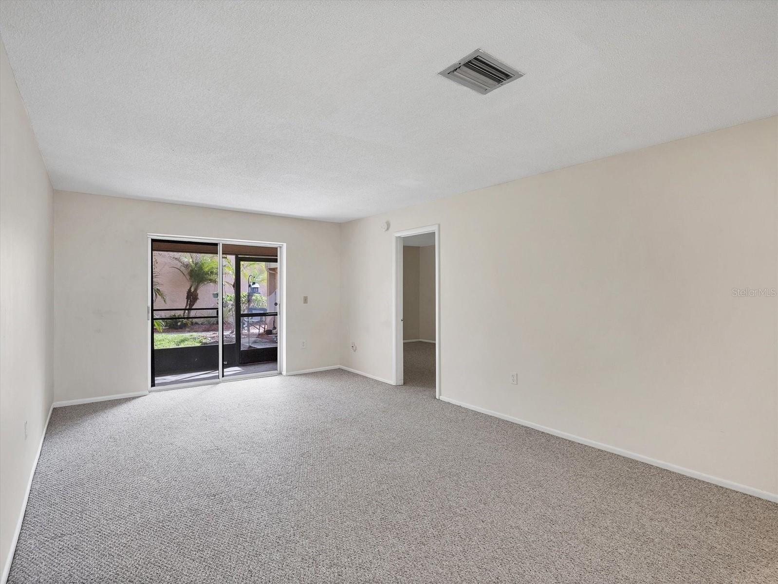 Image 8 of 36 For 6228 7th Avenue W