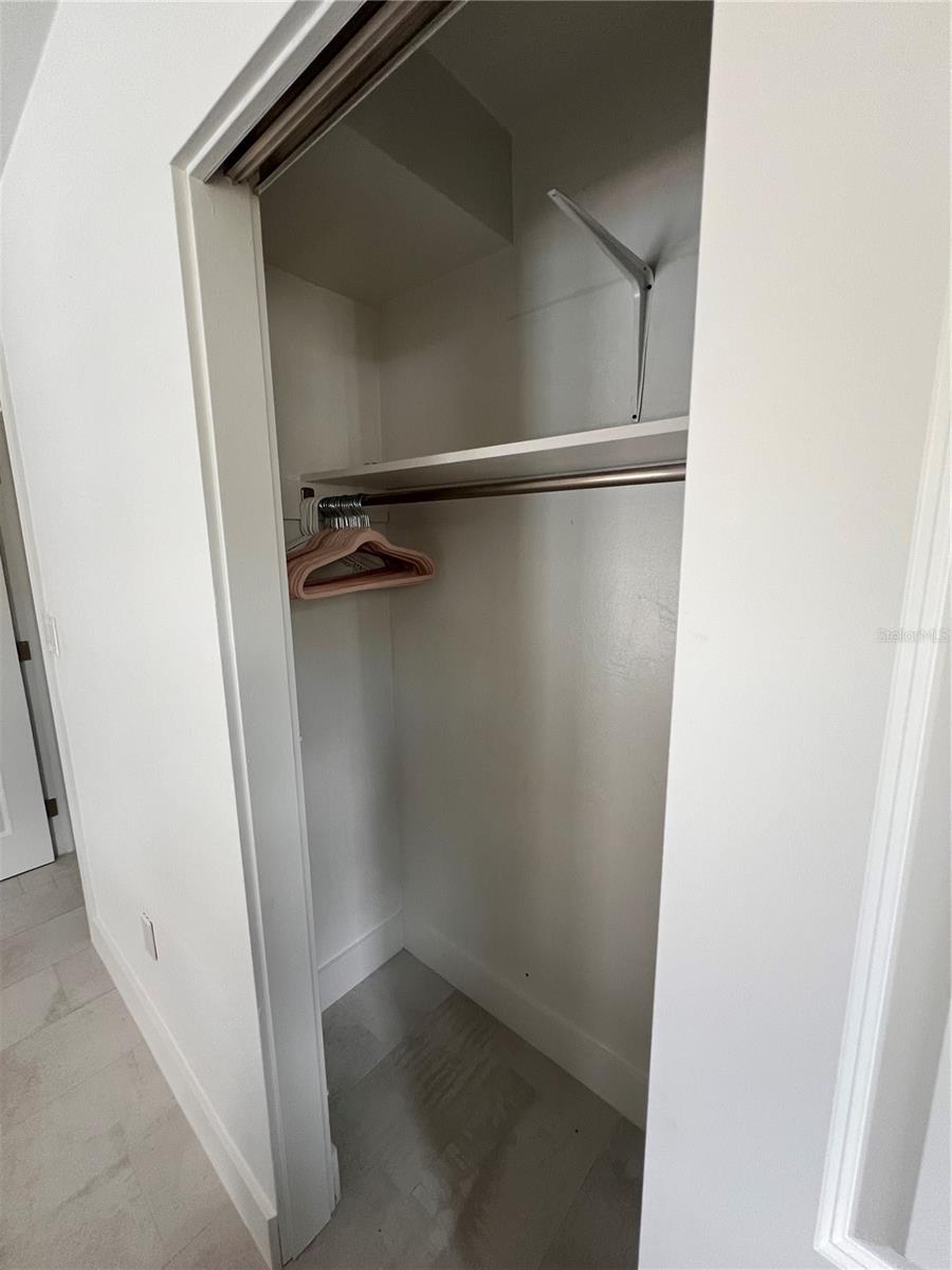 Image 12 of 65 For 2724 Monterey Street