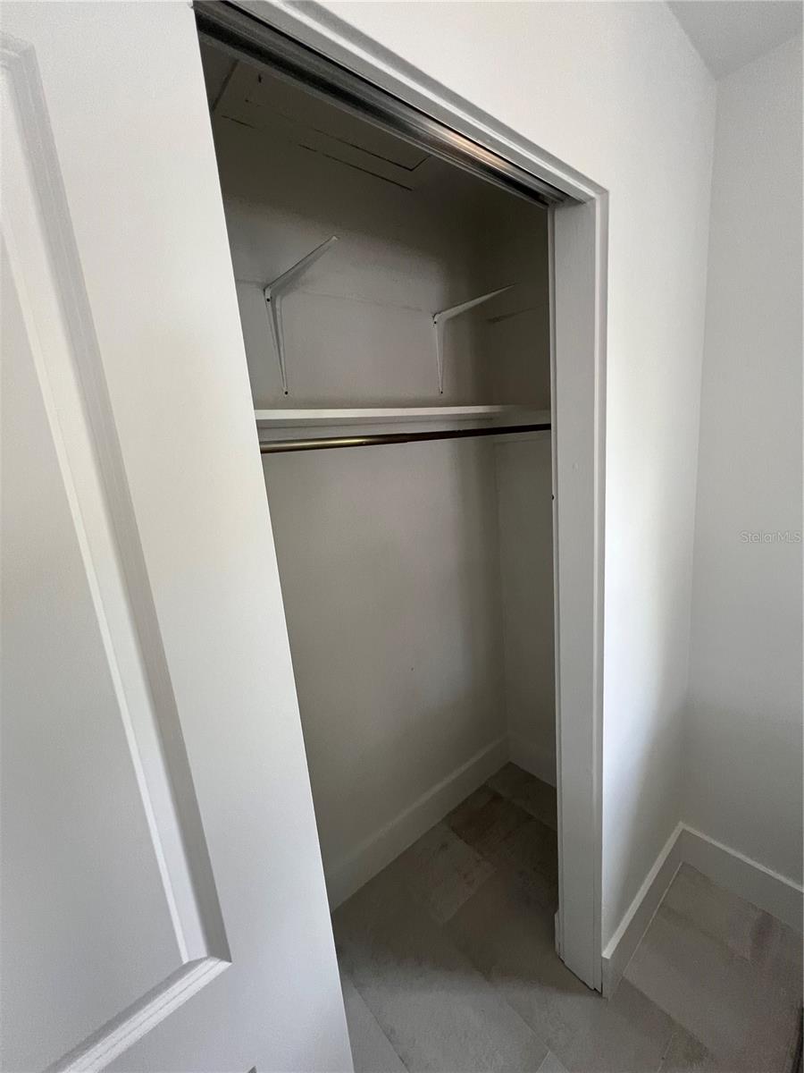 Image 13 of 65 For 2724 Monterey Street