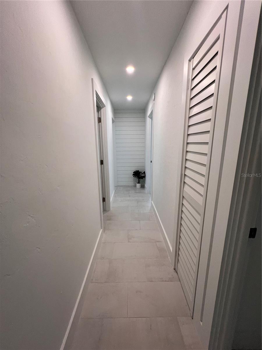 Image 42 of 65 For 2724 Monterey Street