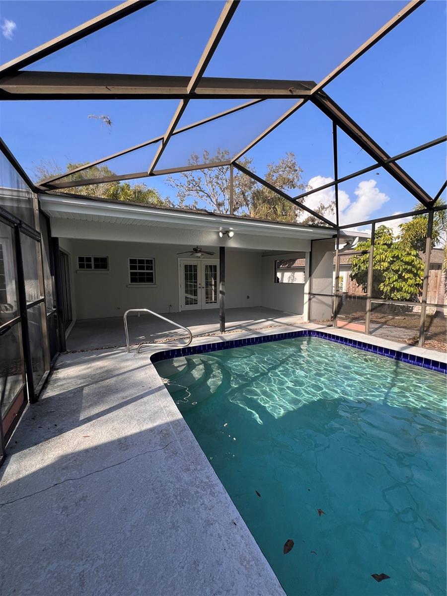 Image 61 of 65 For 2724 Monterey Street