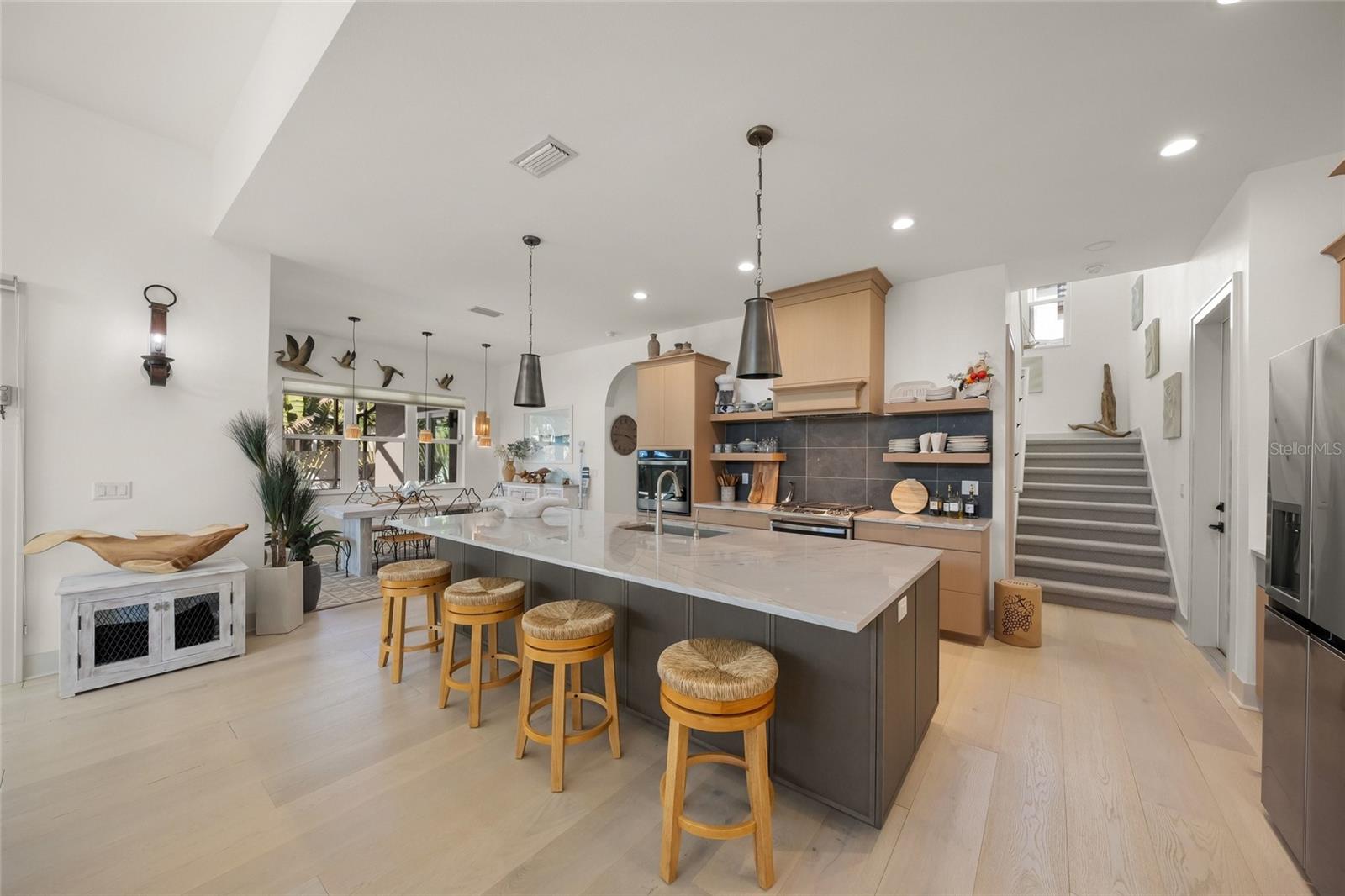 Image 11 of 46 For 508 Gulf Street