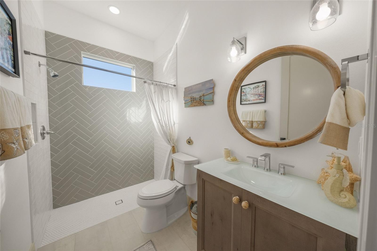 Image 8 of 46 For 508 Gulf Street