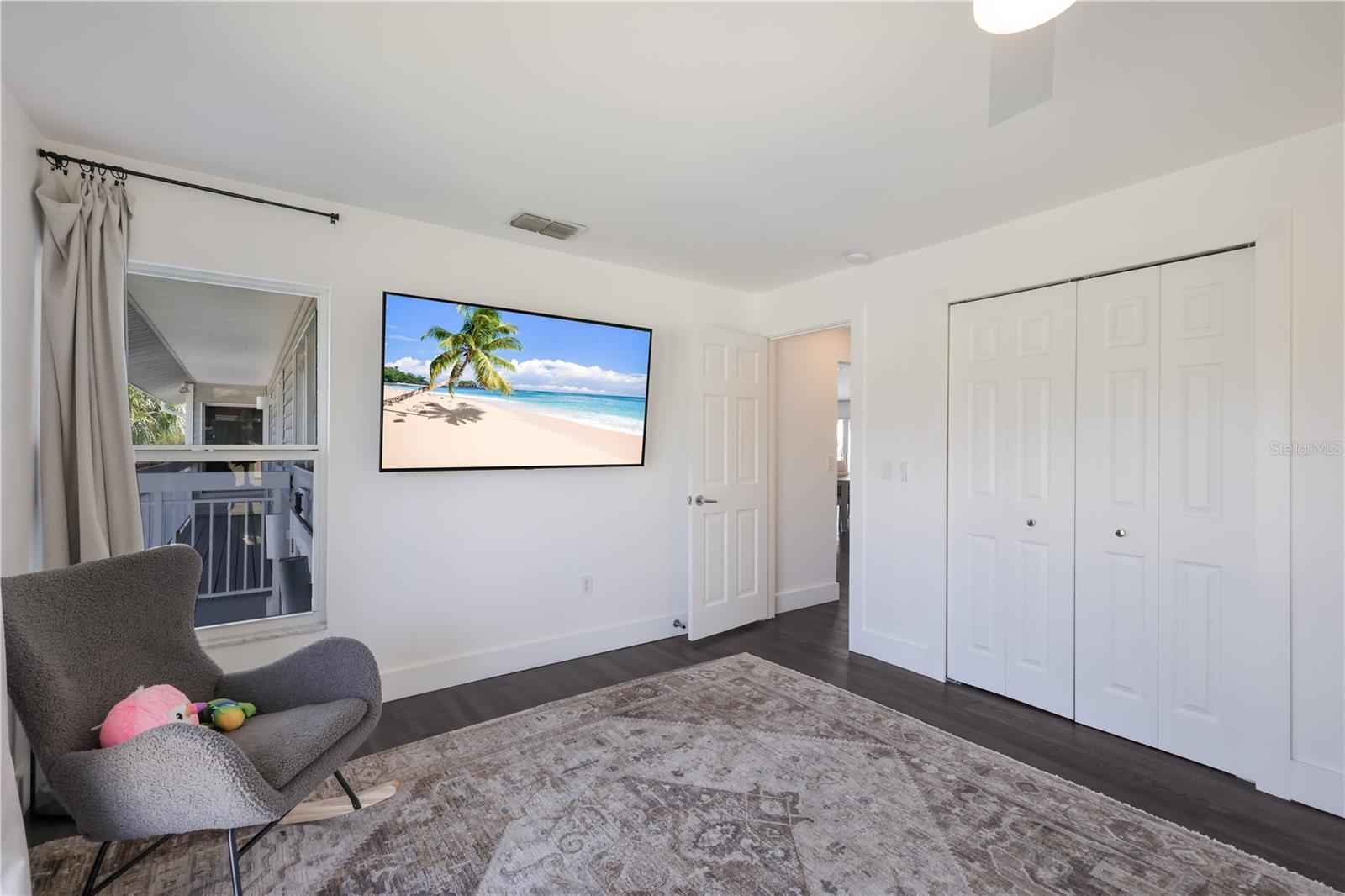 Listing photo id 20 for 3908 Bayside Drive