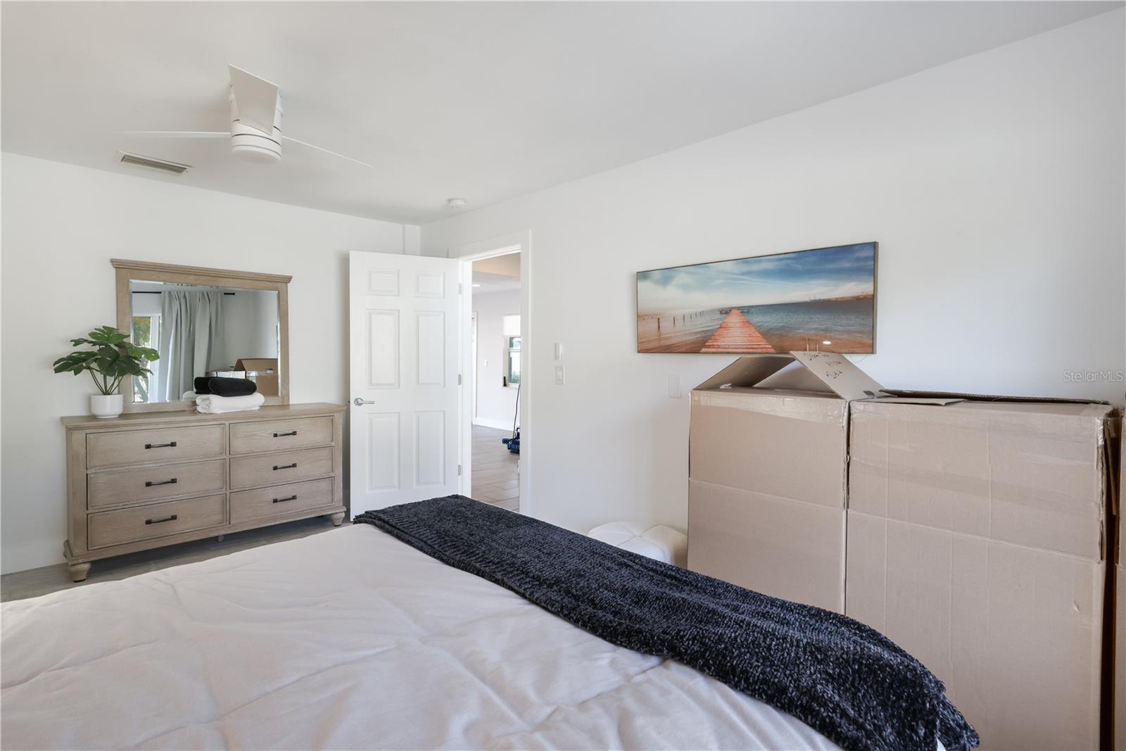 Listing photo id 30 for 3908 Bayside Drive