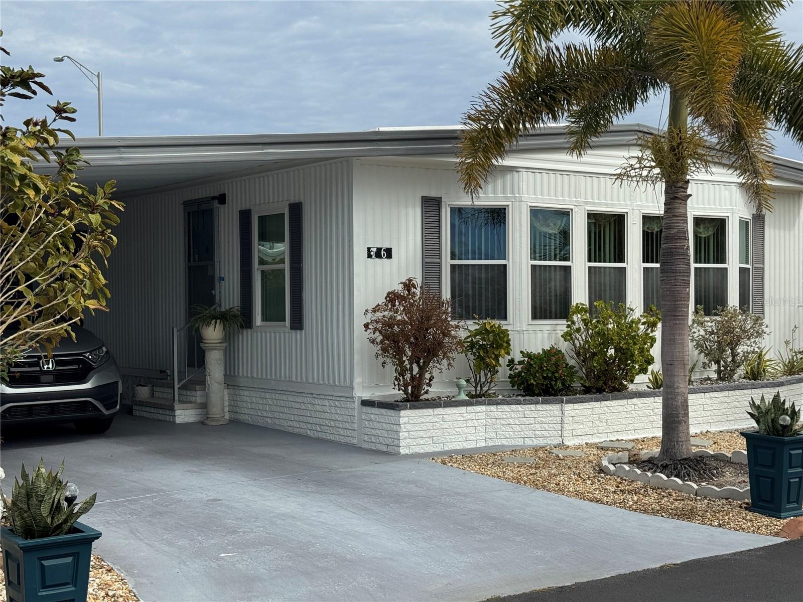 Image 2 of 26 For 6 Lafitte Drive