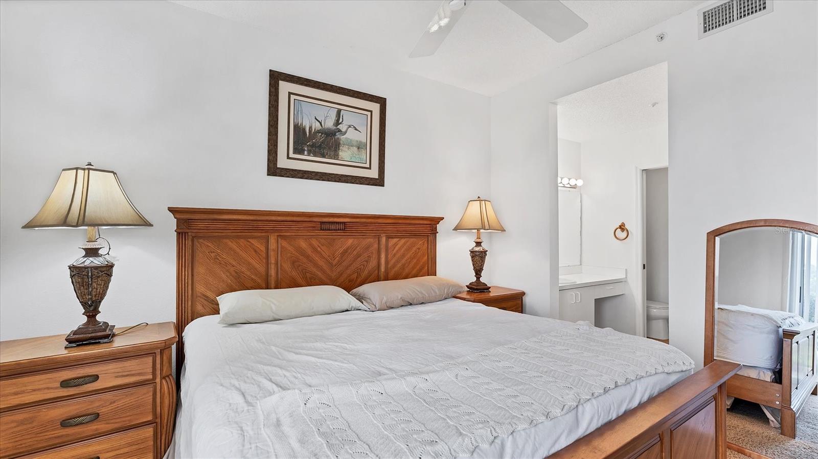 Image 15 of 62 For 9610 Club South Circle 4106