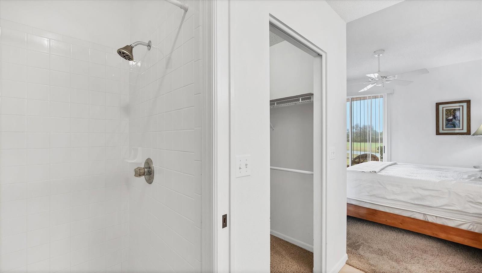 Image 20 of 62 For 9610 Club South Circle 4106