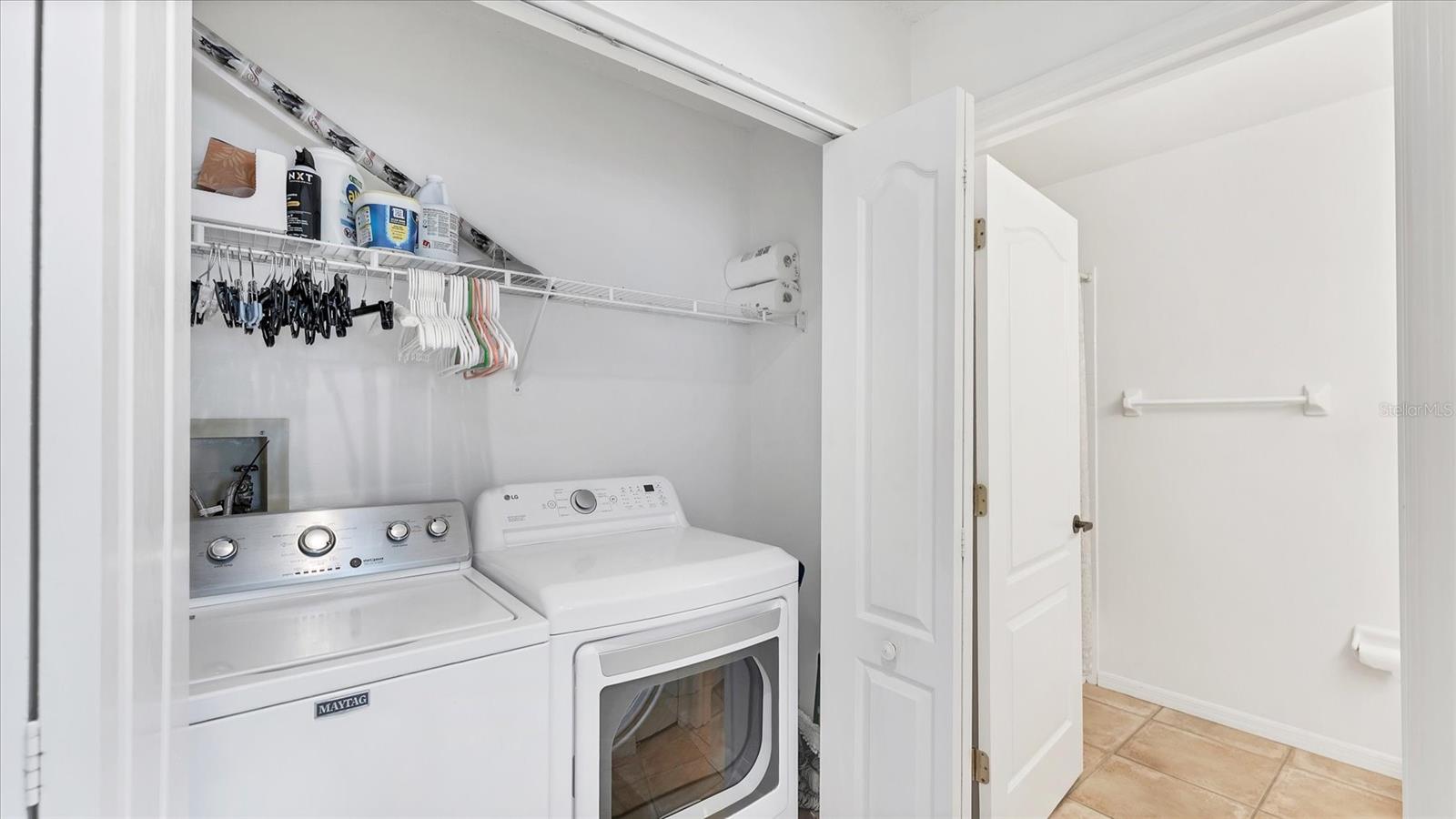 Image 21 of 62 For 9610 Club South Circle 4106