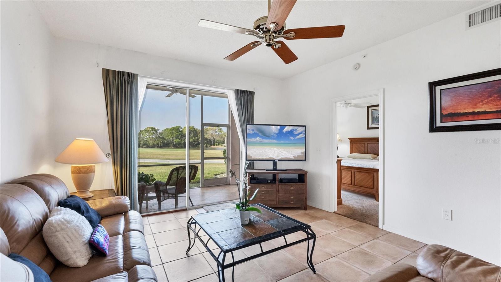 Image 5 of 62 For 9610 Club South Circle 4106