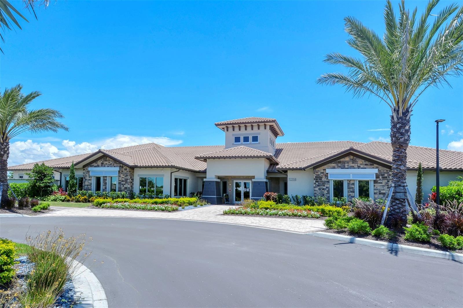 Image 44 of 77 For 12028 Legacy Estates Boulevard