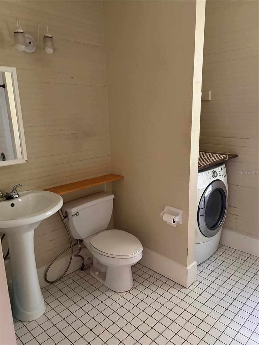 Image 7 of 10 For 1551 7th Street