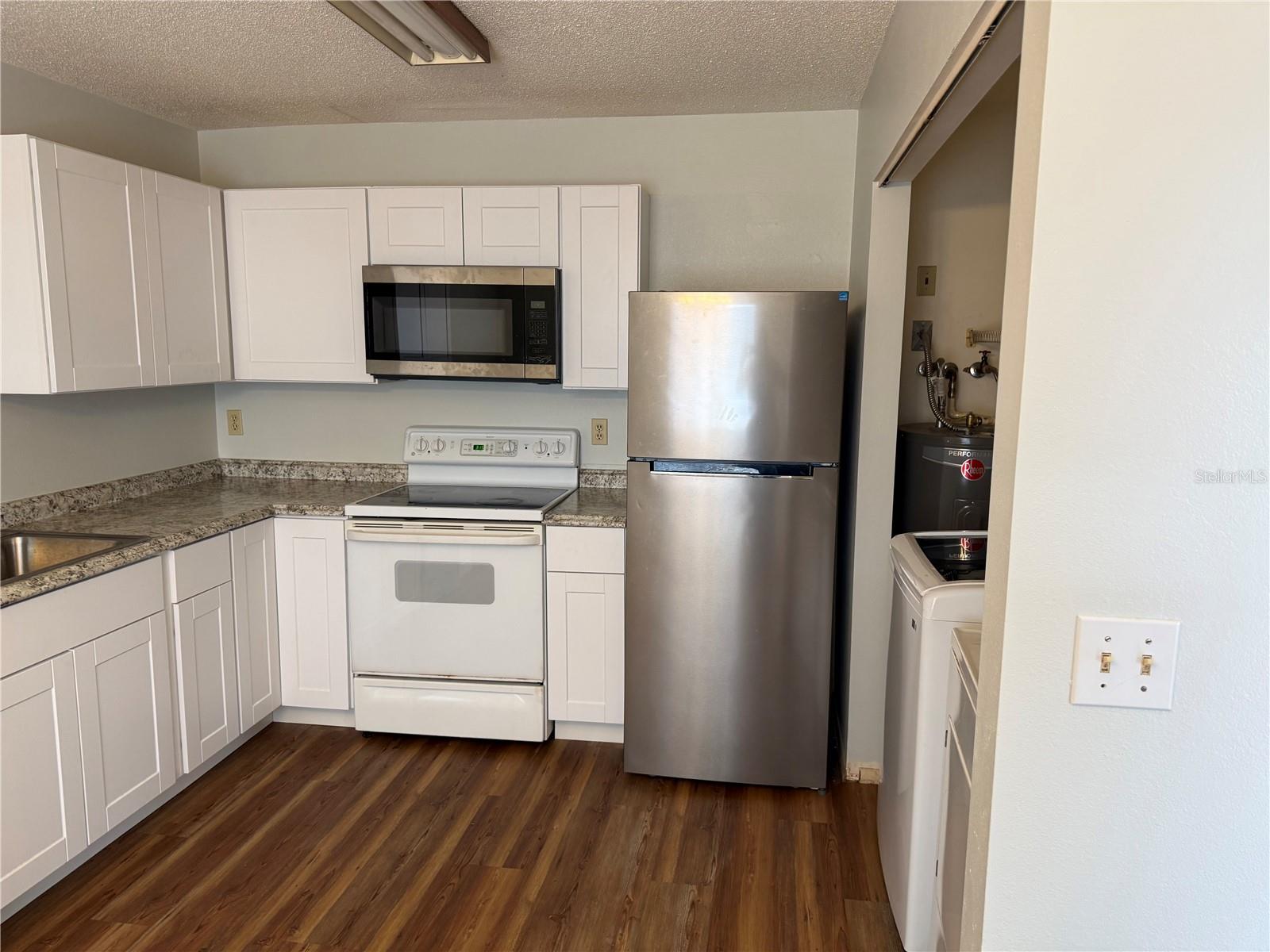 Image 5 of 18 For 1780 Shadow Lane 5