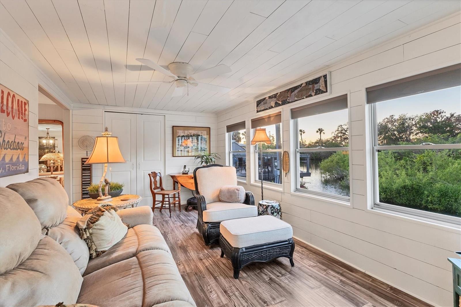 Image 17 of 56 For 3912 14th Street E