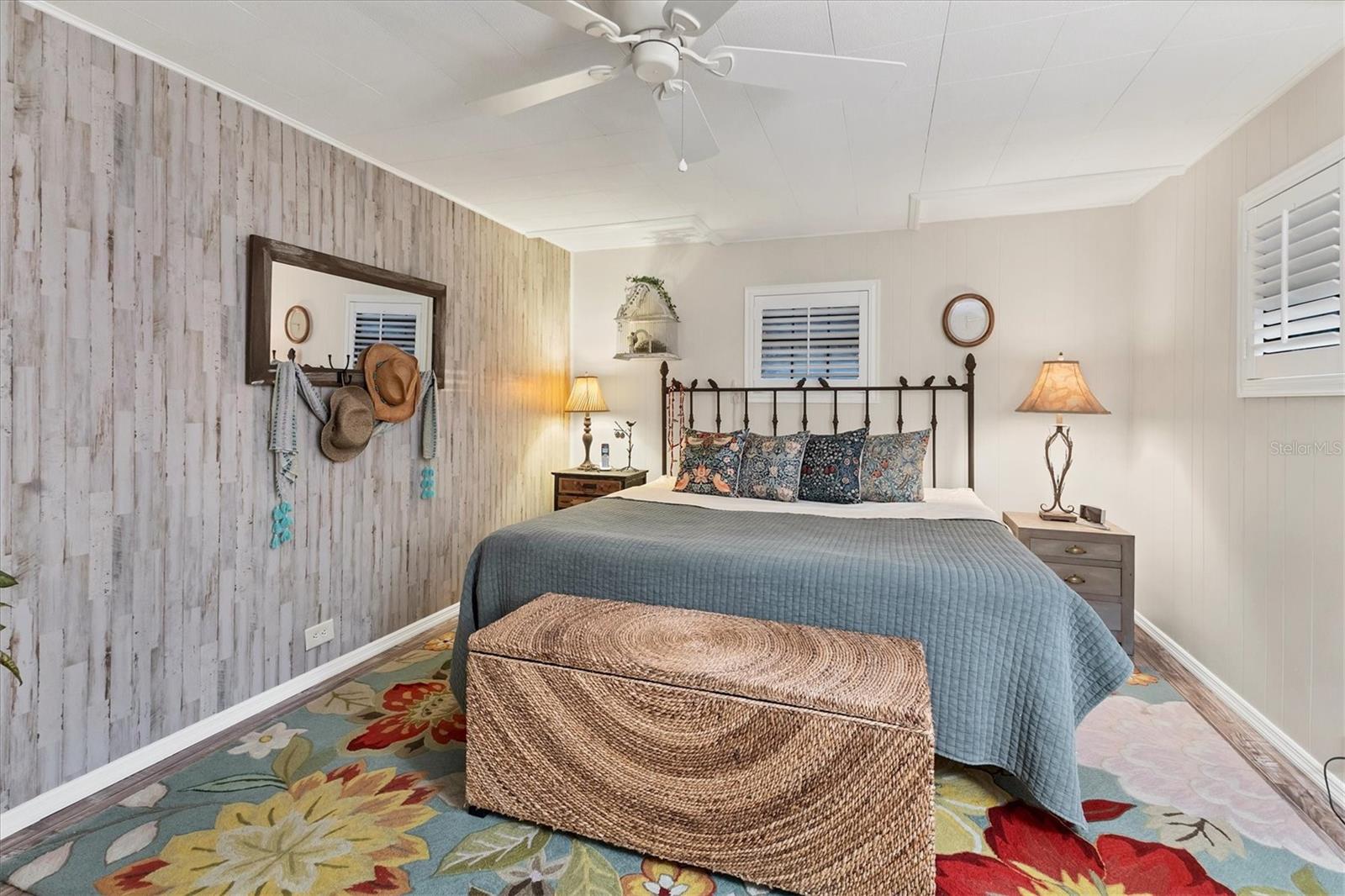 Image 19 of 56 For 3912 14th Street E