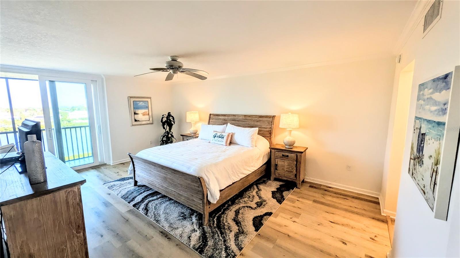 Image 12 of 52 For 3240 Gulf Of Mexico Drive B504