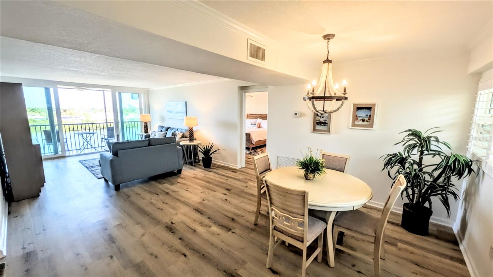 Image 3 of 52 For 3240 Gulf Of Mexico Drive B504