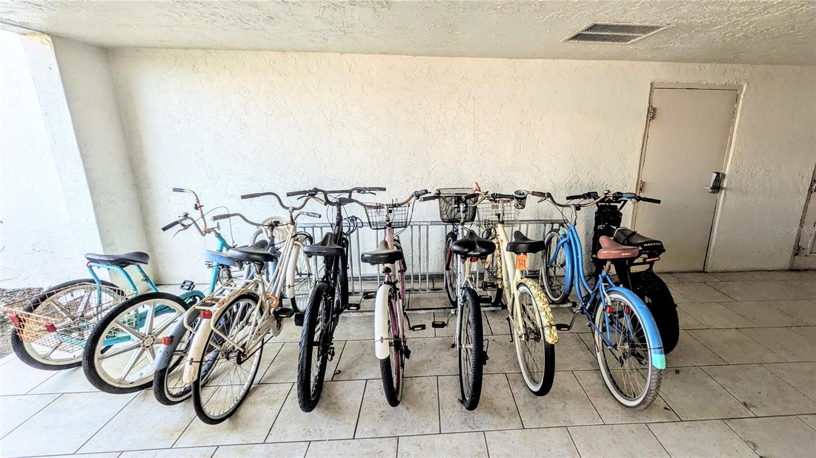 Image 33 of 52 For 3240 Gulf Of Mexico Drive B504