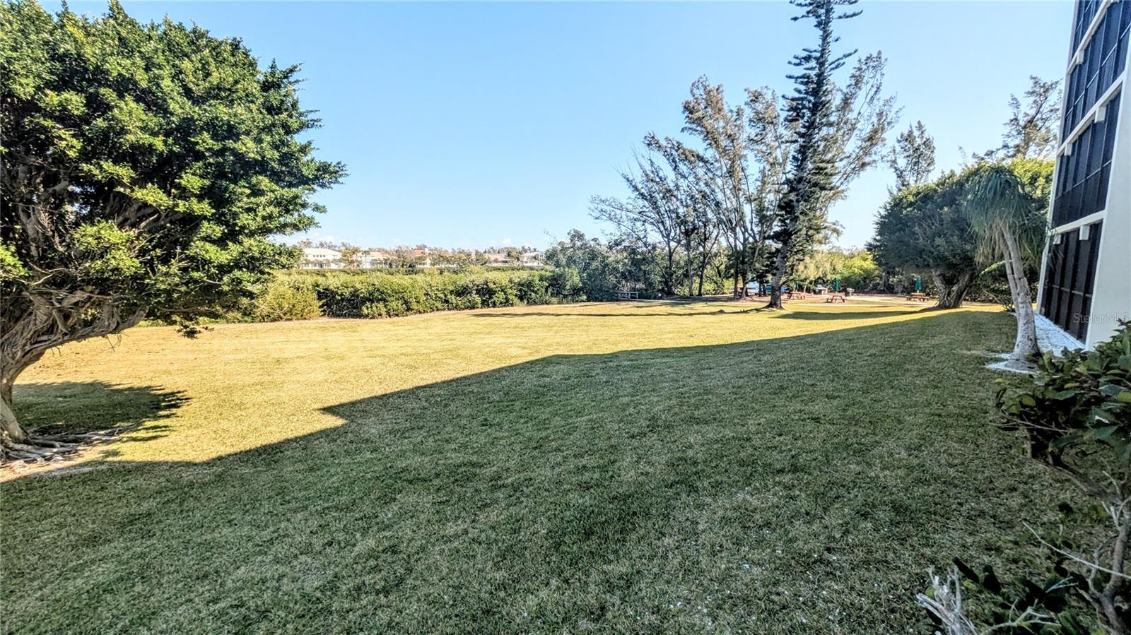 Image 34 of 52 For 3240 Gulf Of Mexico Drive B504