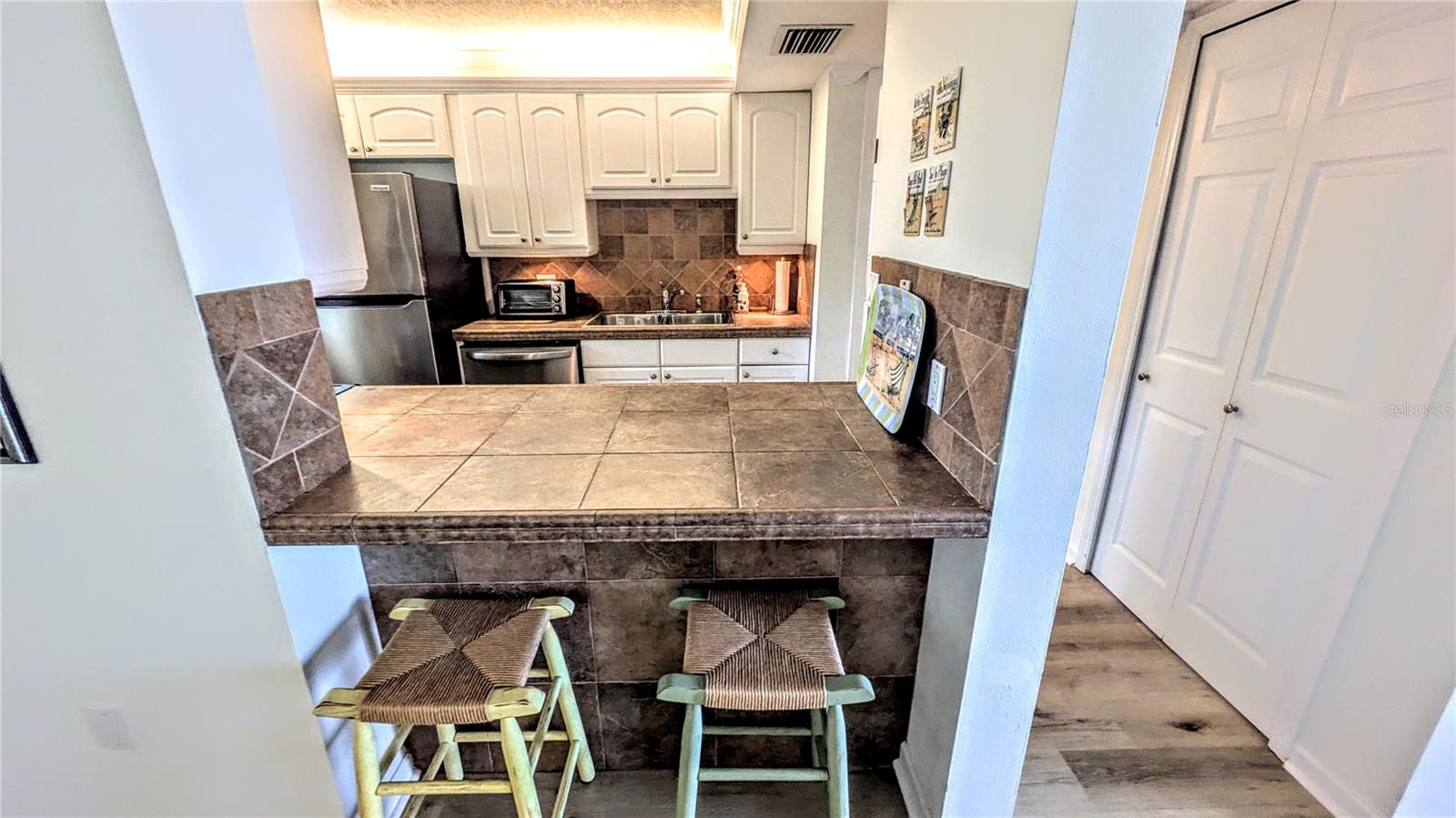 Image 7 of 52 For 3240 Gulf Of Mexico Drive B504