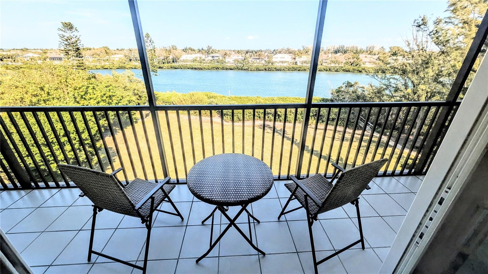 Image 9 of 52 For 3240 Gulf Of Mexico Drive B504