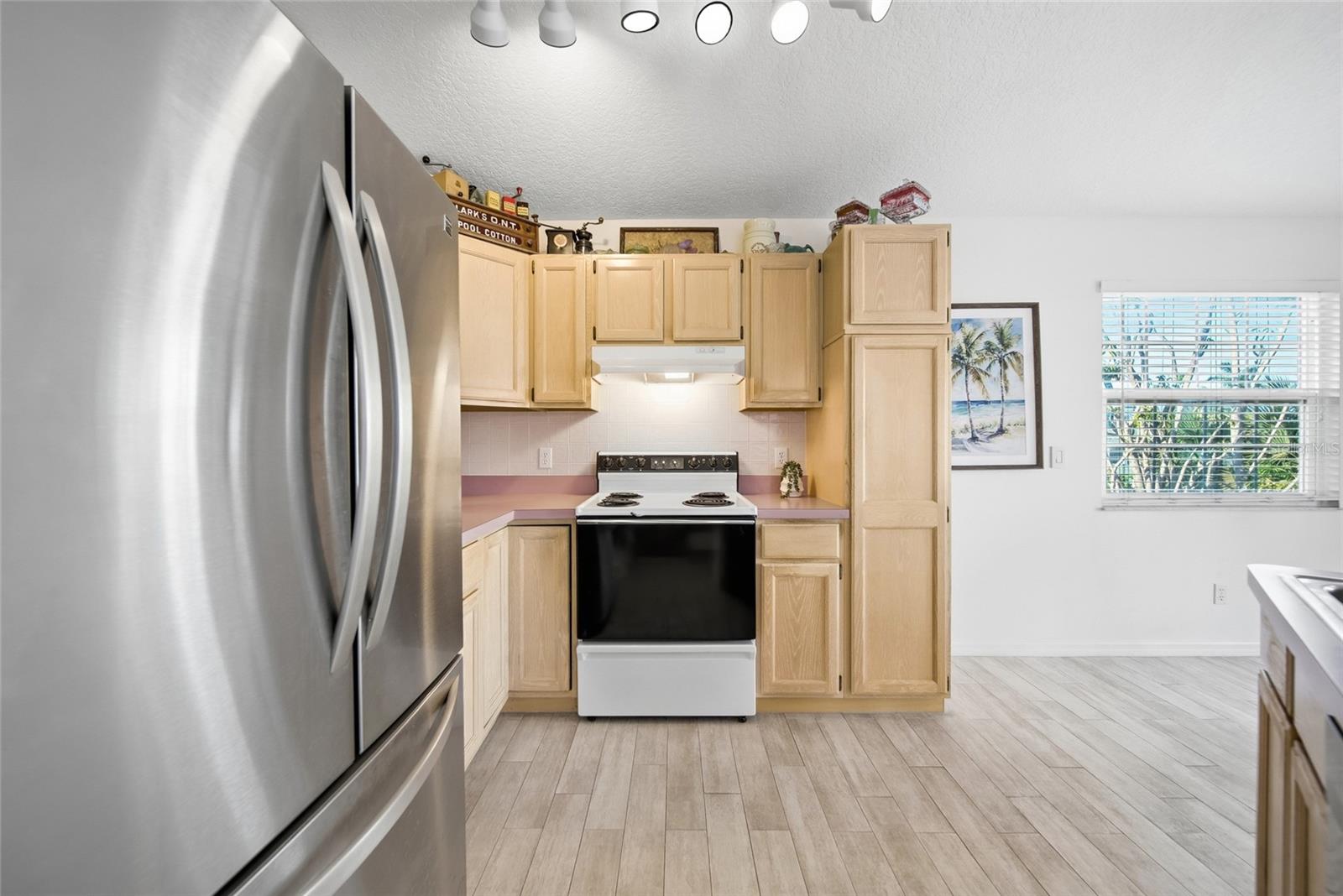 Image 17 of 50 For 2112 Avenue B