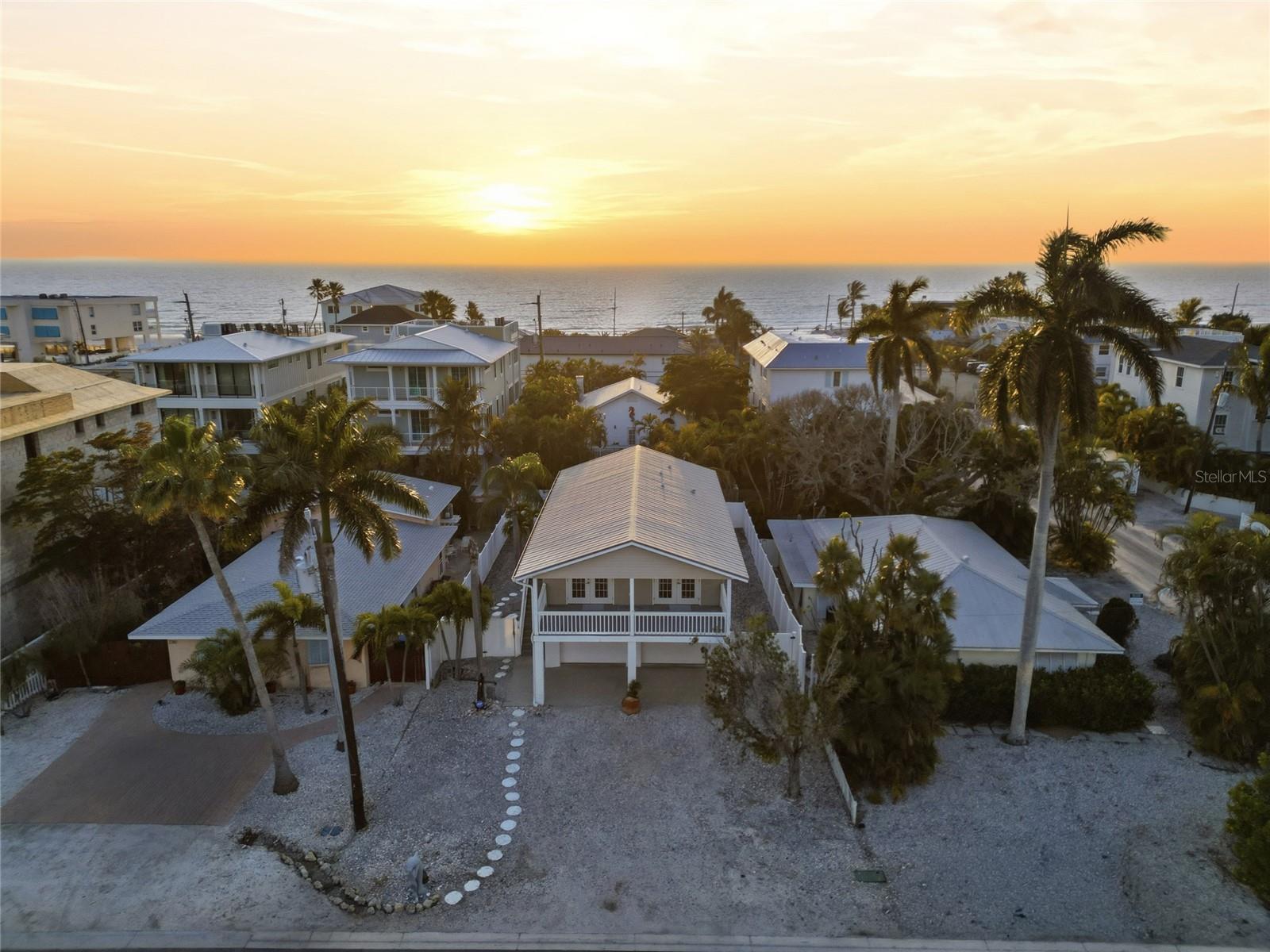 Image 33 of 50 For 2112 Avenue B