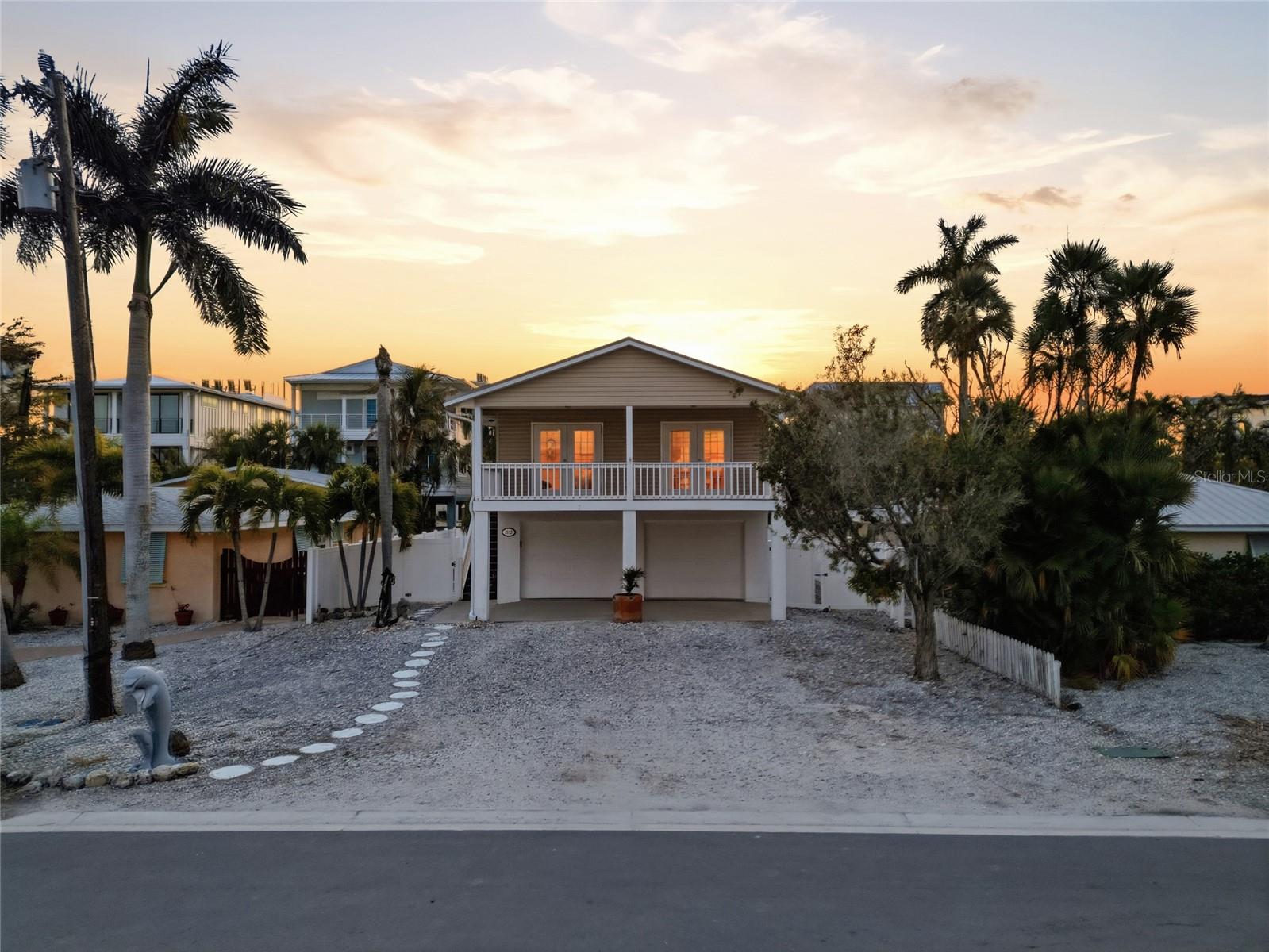 Image 37 of 50 For 2112 Avenue B