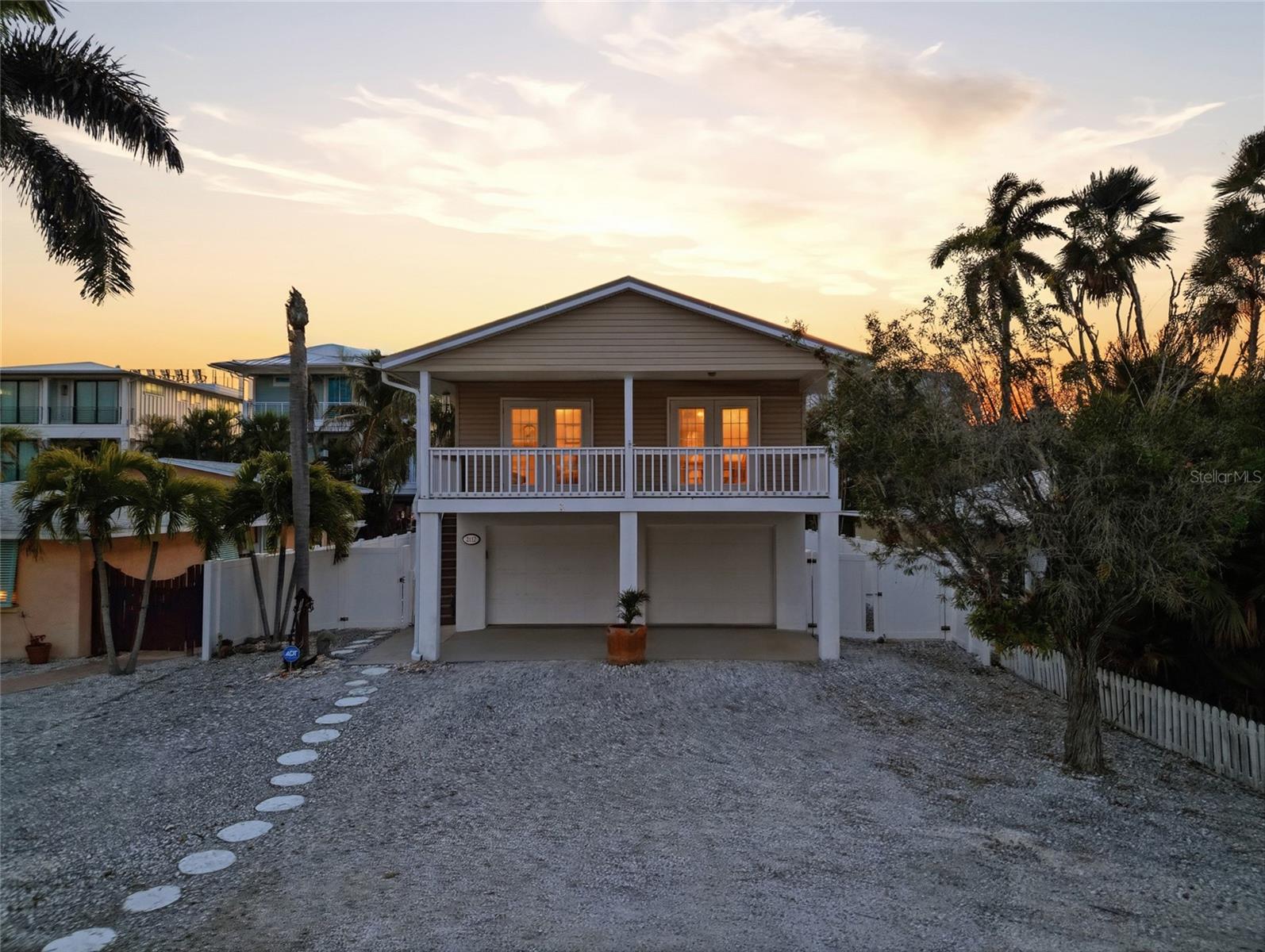 Image 38 of 50 For 2112 Avenue B