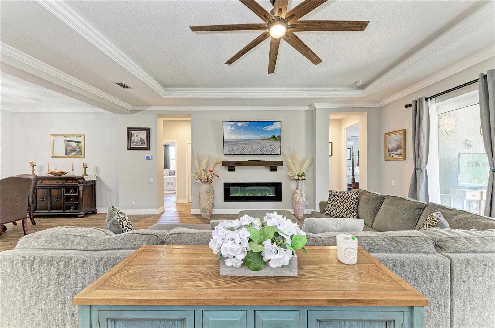 Image 13 of 64 For 12502 Goldenrod Avenue