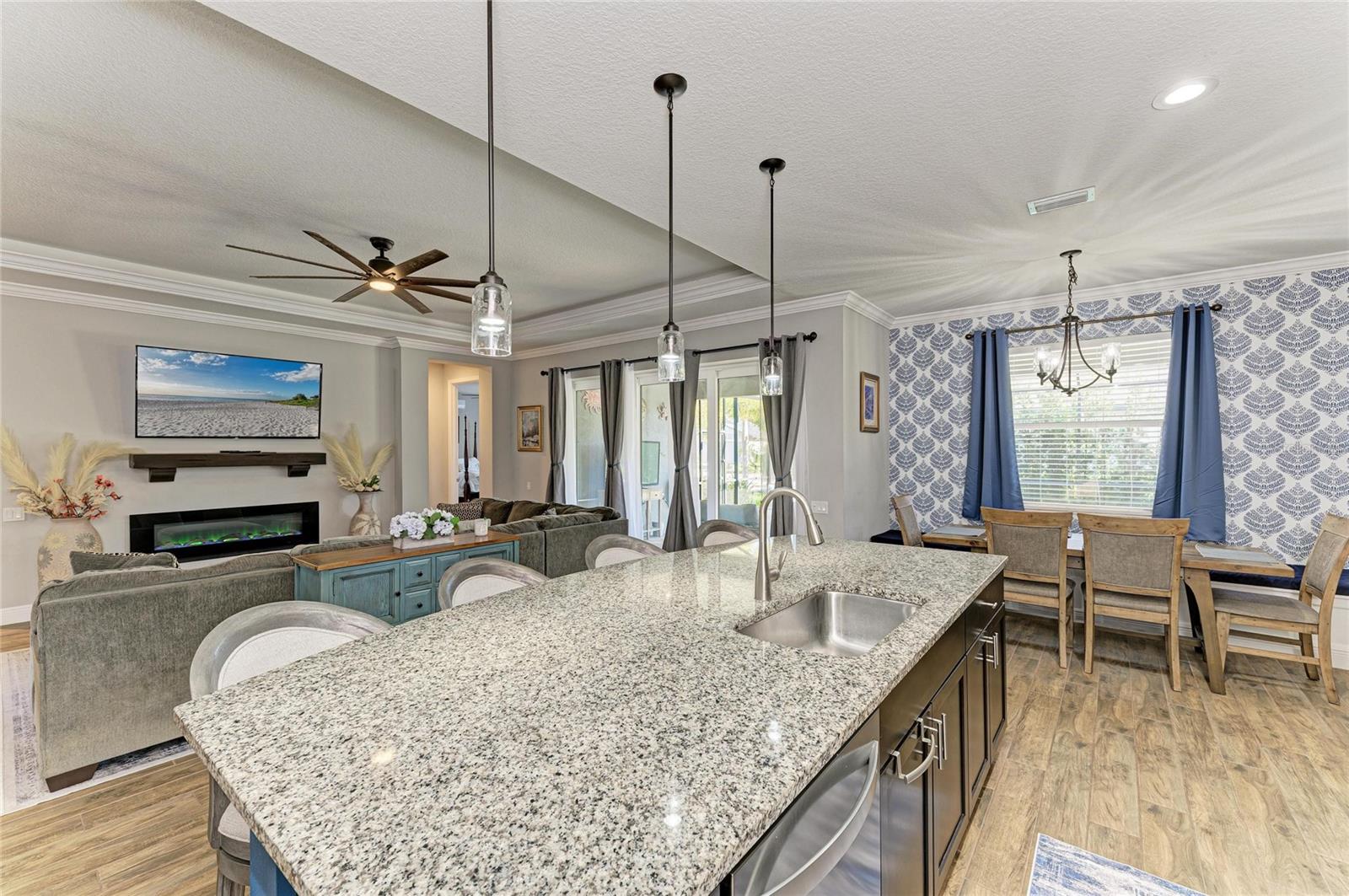 Image 20 of 64 For 12502 Goldenrod Avenue