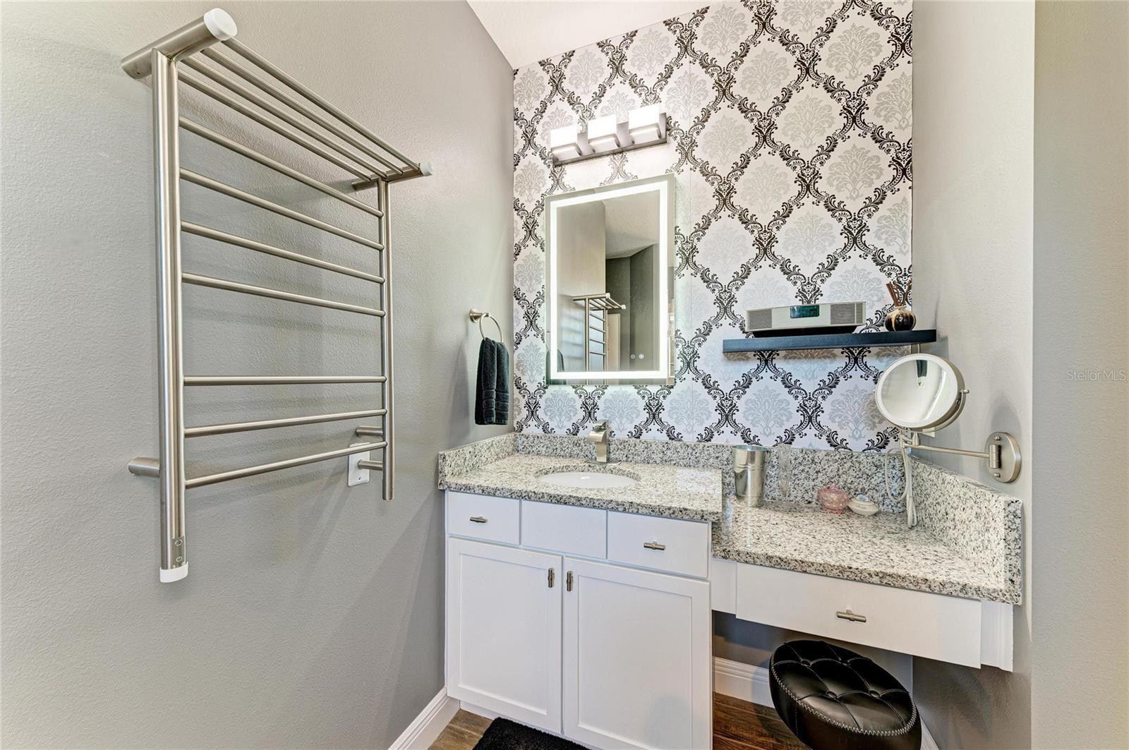 Image 25 of 64 For 12502 Goldenrod Avenue