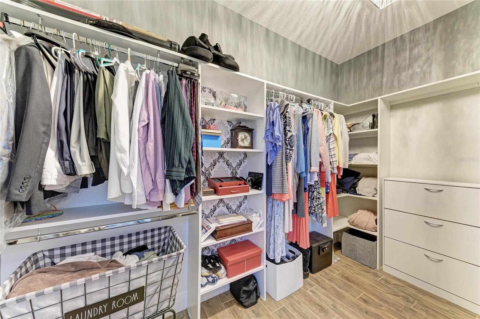 Image 27 of 64 For 12502 Goldenrod Avenue