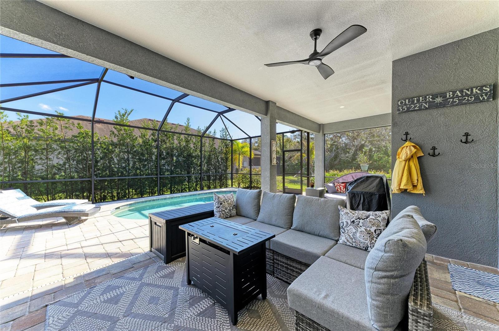 Image 36 of 64 For 12502 Goldenrod Avenue