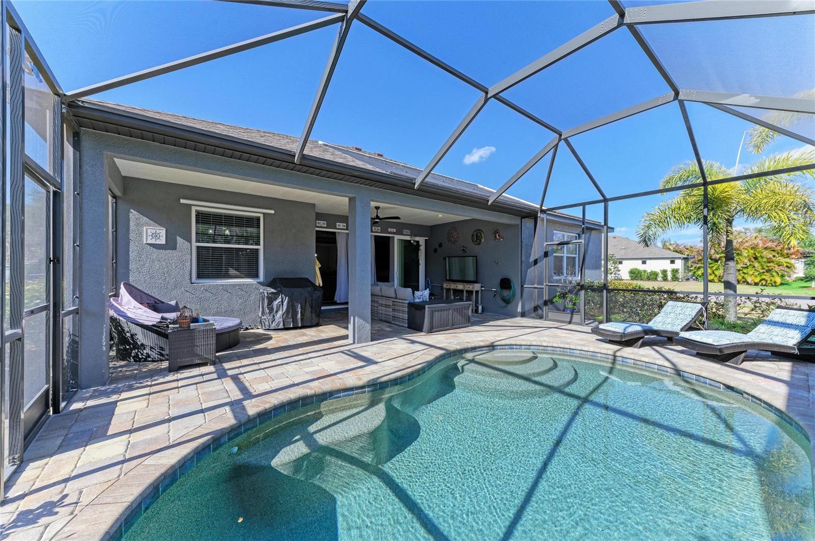 Image 39 of 64 For 12502 Goldenrod Avenue