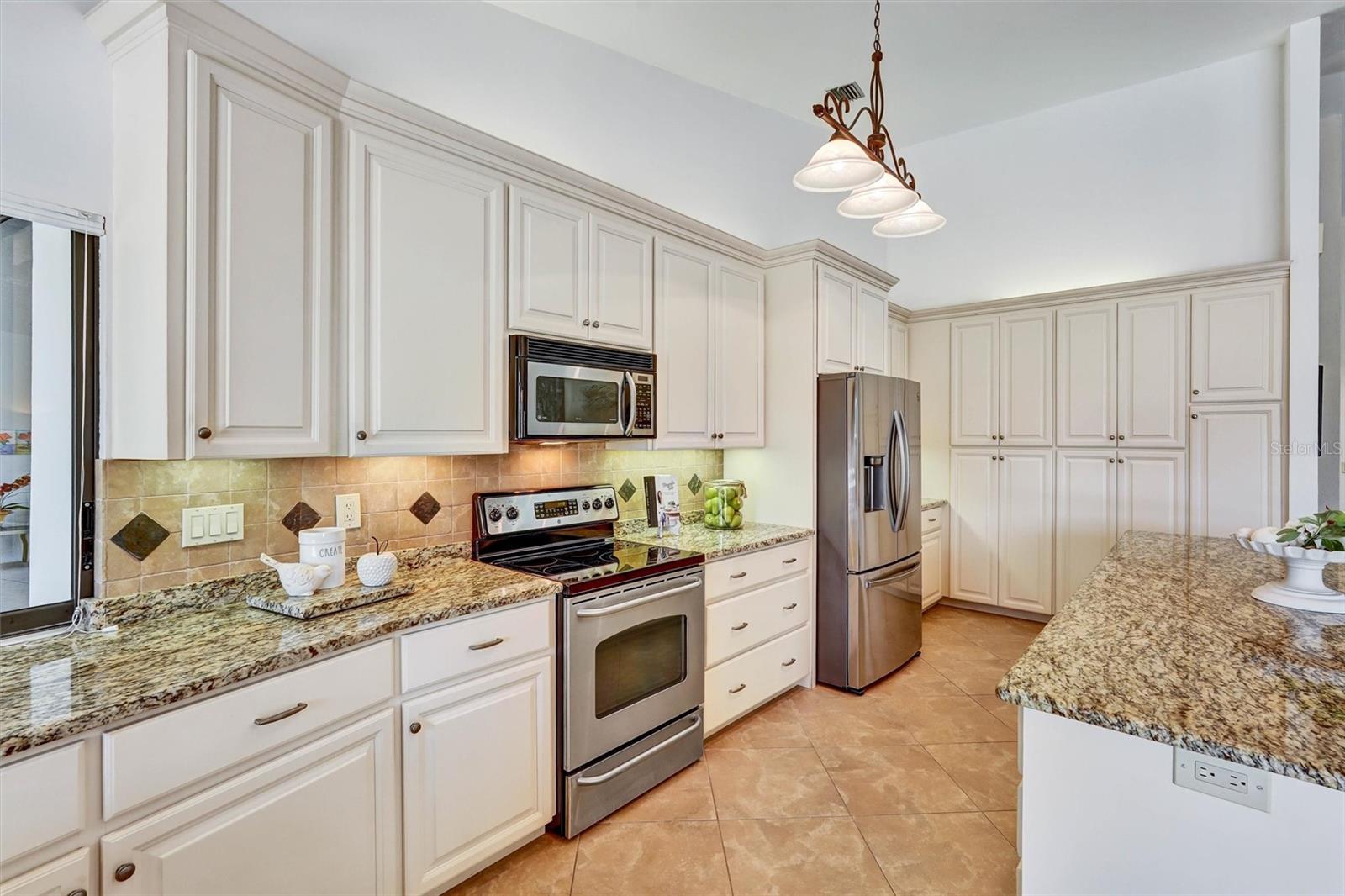 Image 17 of 62 For 7307 Weeping Willow Drive